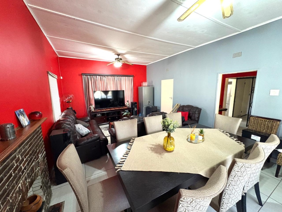 To Let 3 Bedroom Property for Rent in Doorn Free State